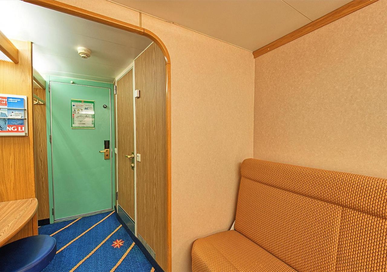 Viking Line Ferry Viking Cinderella - One-Way Journey From Stockholm To Helsinki Hotel Bilik gambar